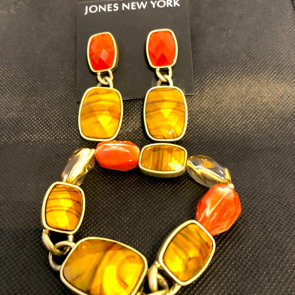 Earrings and bracelet